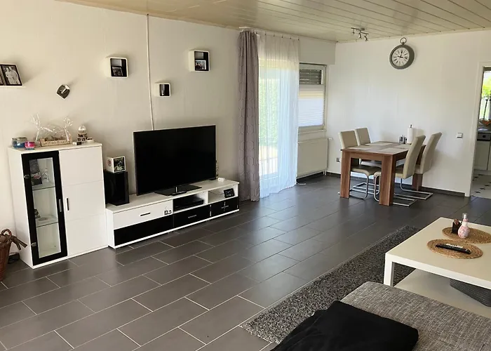 Gemuetlicher Semesterbostad *