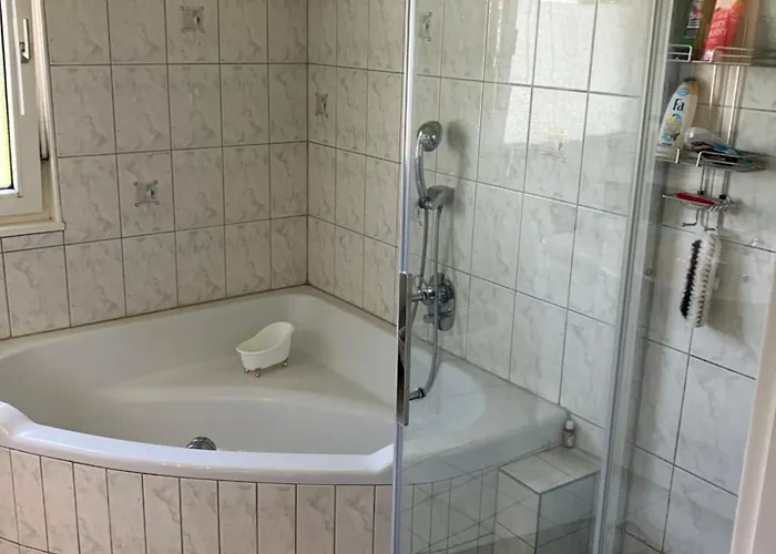 Gemuetlicher Semesterbostad *